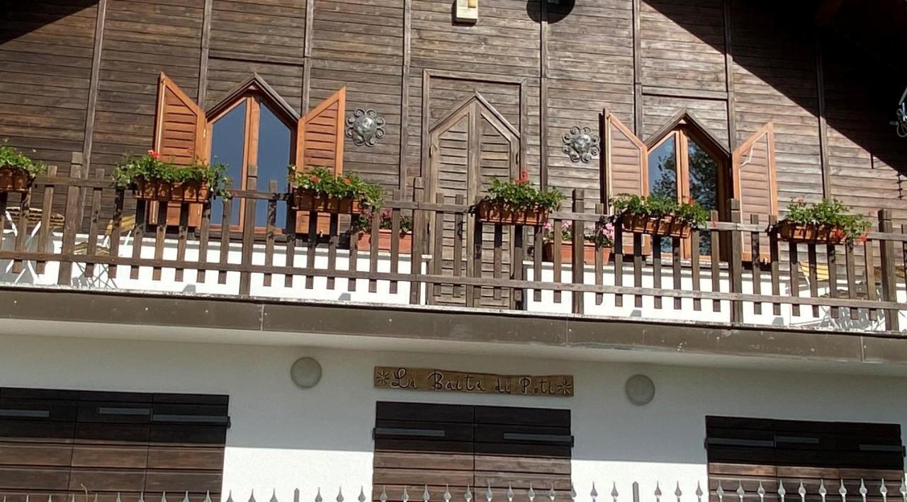 Agriturismo Borgo Nuovo Di Mulinelli Arezzo Bagian luar foto