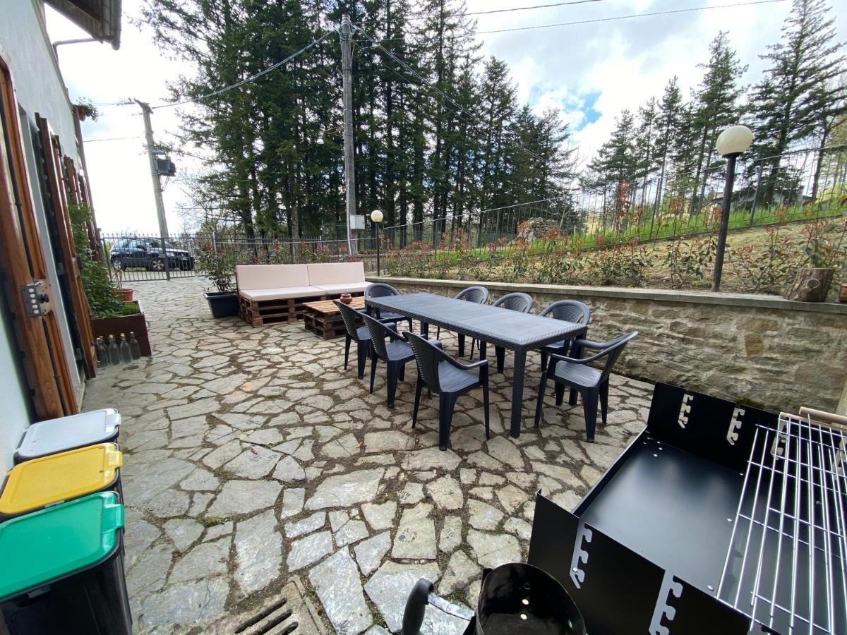Agriturismo Borgo Nuovo Di Mulinelli Arezzo Bagian luar foto