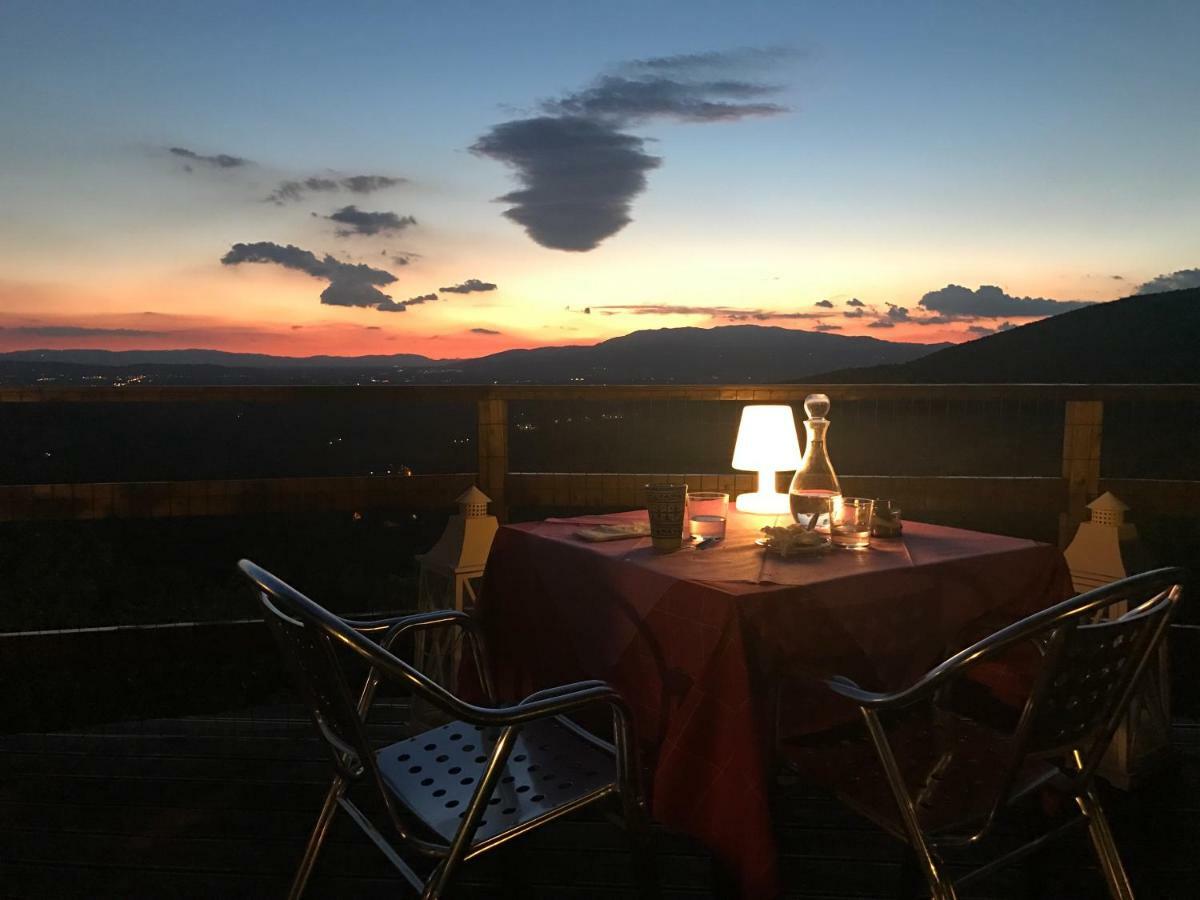 Agriturismo Borgo Nuovo Di Mulinelli Arezzo Bagian luar foto